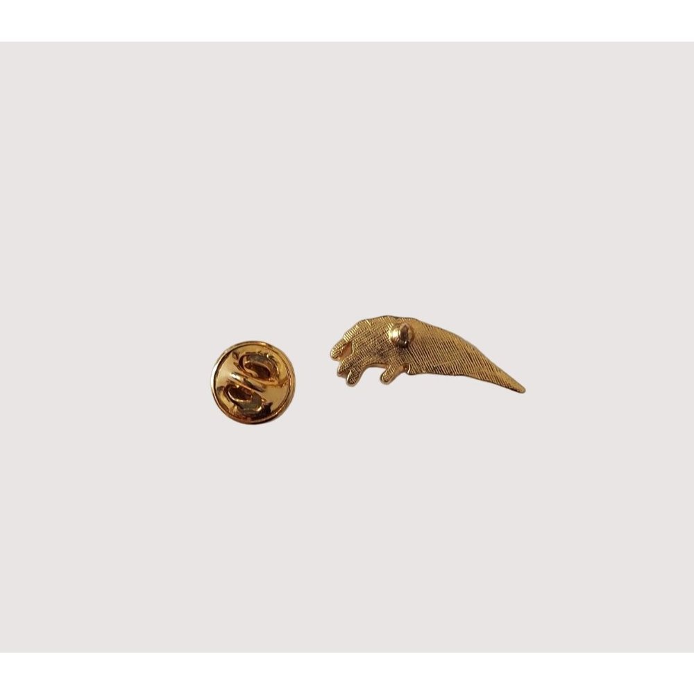 Rainbow Pin Tie Tac Lapel Hat Gold Tone LBGTQ Pride Multicolor Metal .5 x .3 in - Picture 4 of 5